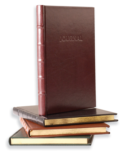 Custom_leather_journals.jpg